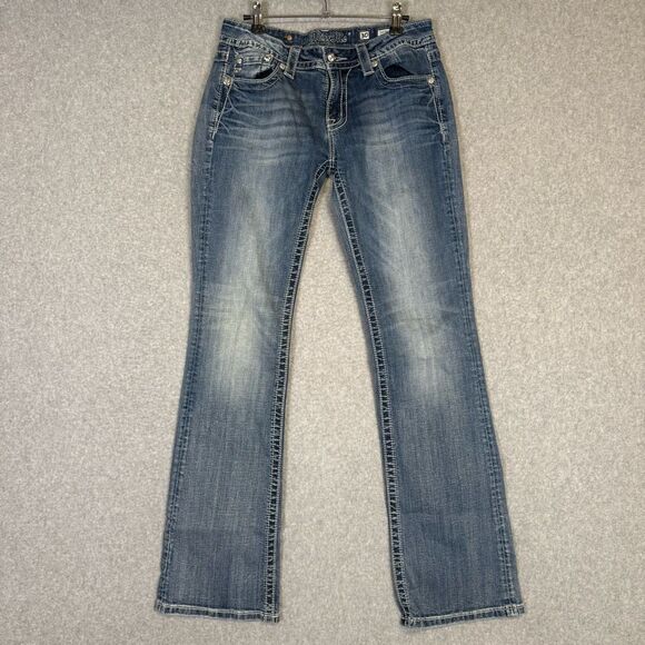 Miss Me Women's Size 30 Light Wash Blue Embroidered Pockets Bootcut Jeans - Picture 1 of 9